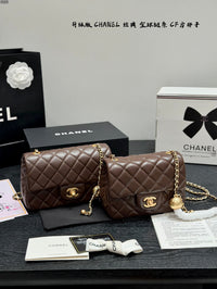 Mini Pearl Crush Classic Flap Bag