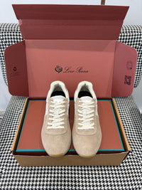 Fast Walk Sneakers