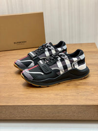 Vintage Check Runner Sneakers