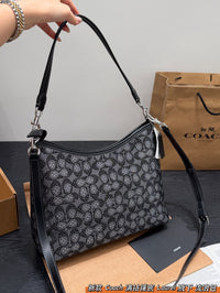 Laurel Shoulder Bag