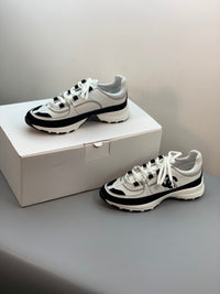 Logo Trainers