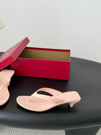 Vittoria Thong Sandals
