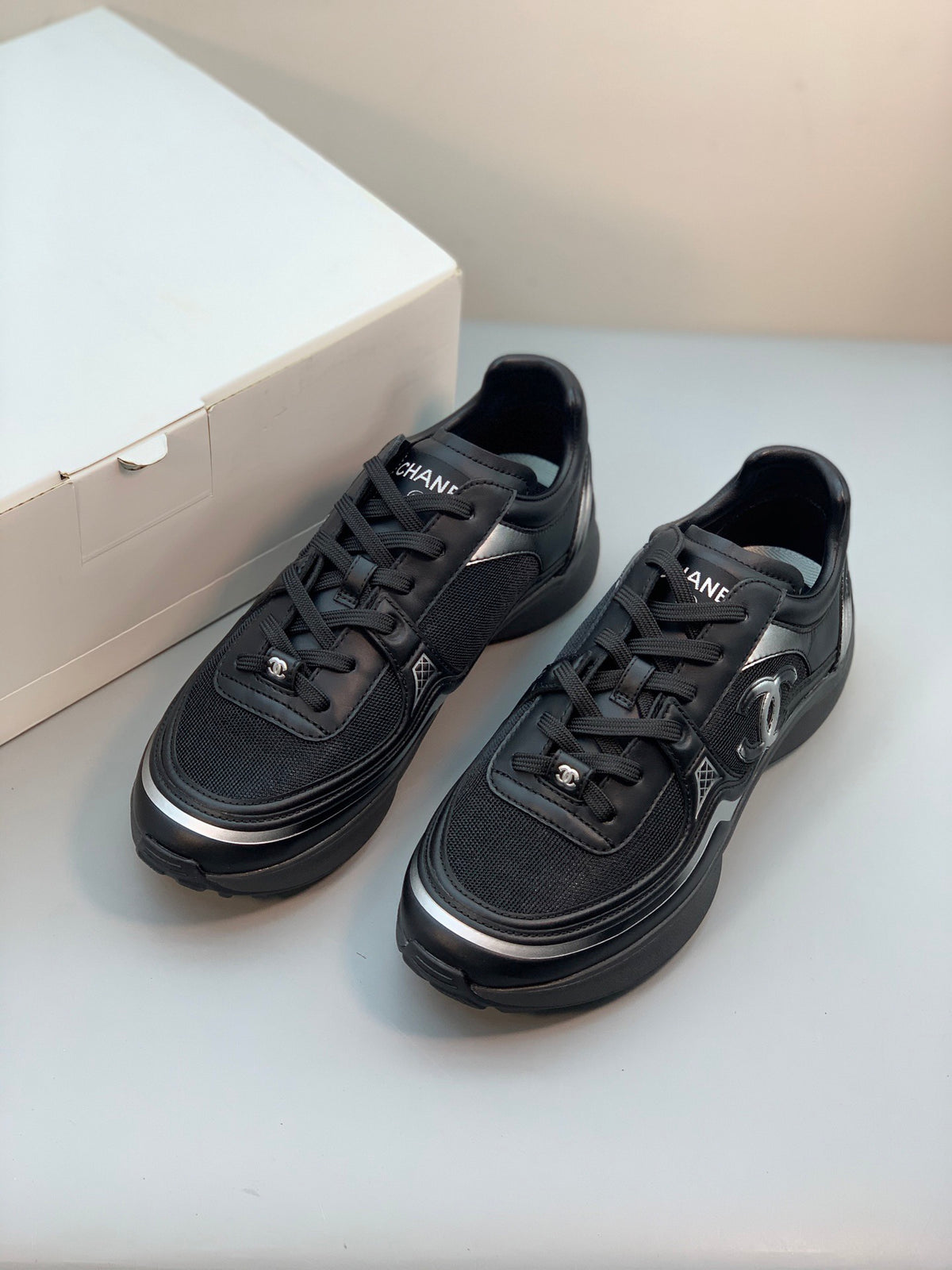 Logo Trainers