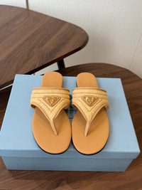 26S Leather Thong Sandals