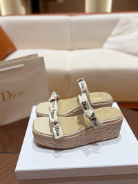 J'Adio Wedge Slides
