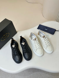 Low Top Sneakers