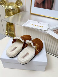 Médaillon Buckle Mules