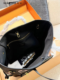 Neverfull MM Tote Bag