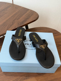 26S Leather Thong Sandals