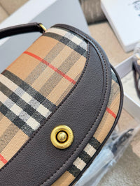 Highlands Crossbody Bag