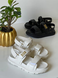 Dioract Sandals