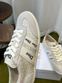 26S Ribbon Sneakers
