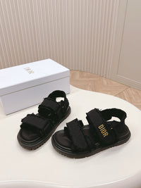 Dioract Sandals