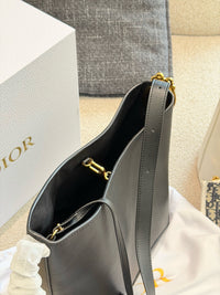 Médaillon Bucket Bag