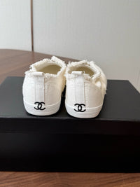 26S Slip-on Sneakers