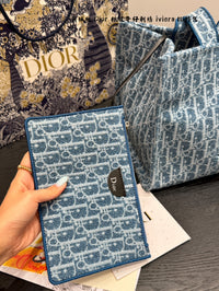 Spongy Book Tote