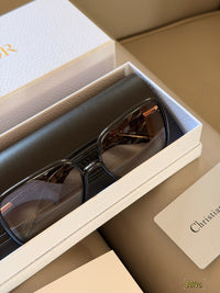SoStellaire1 Oversized Sunglasses