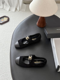 26B Mary Jane Ballet Flats
