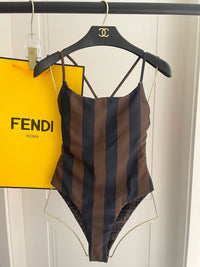 Logo One Piece Set