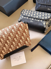 Jett Messenger Bag