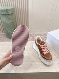 Nama Runner Platform Sneakers