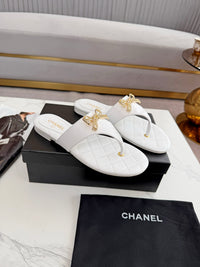 Bow Thong Sandals