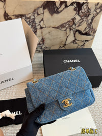 Classic Mini Flap Bag