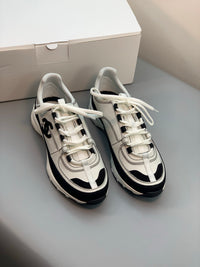 Logo Trainers
