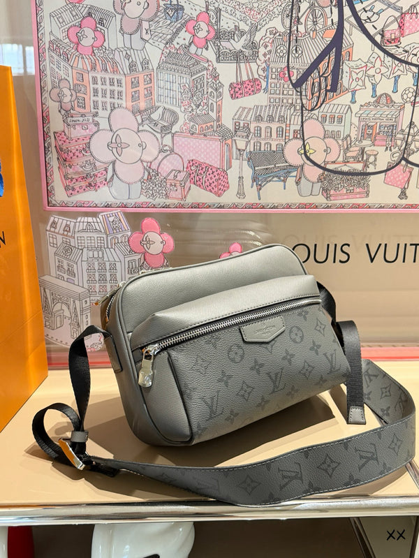 Outdoor Messenger Bag