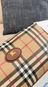 Check Travel Pouch