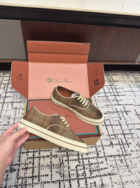 Nantucket Walk Sneakers