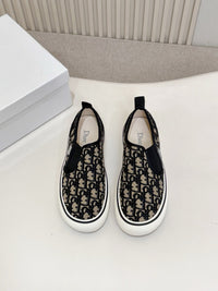 Saltwind Slip-On Sneakers