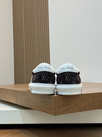 Venice Slip-On Sneakers