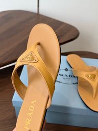 26S Leather Thong Sandals