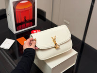 Le 5 à 7 Supple Small Shoulder Bag