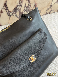 Large Pocket Tote