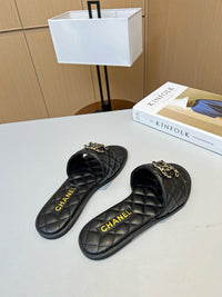 Logo Slide Mules