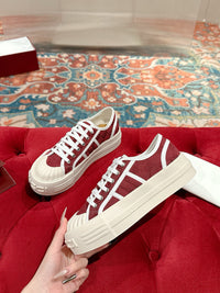 Low Top Sneakers