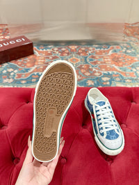 Low Top Sneakers