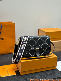 Diane Bag