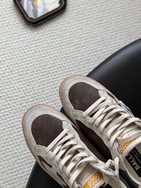 26S True Star Sneakers