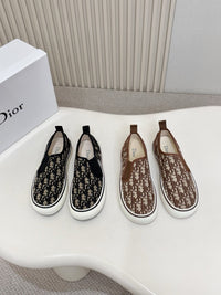 Saltwind Slip-On Sneakers