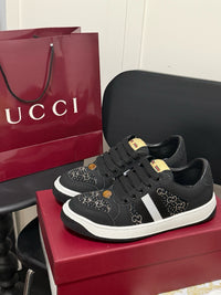 Screener Sneakers