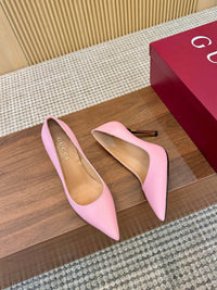 Bombshell Pumps