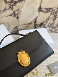 Médaillon Pouch