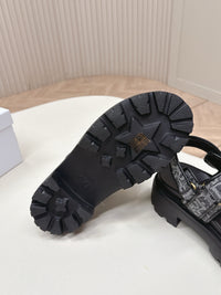 Dioract Platform Sandals