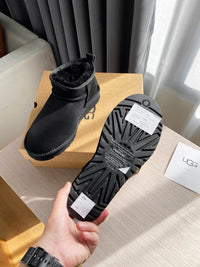 Classic Ultra Mini Boots