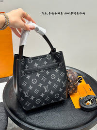 Capucines Mini Bag