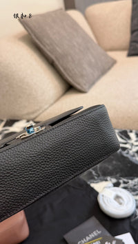 26B Flap Bag