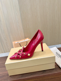 Garavani Studdy Pumps